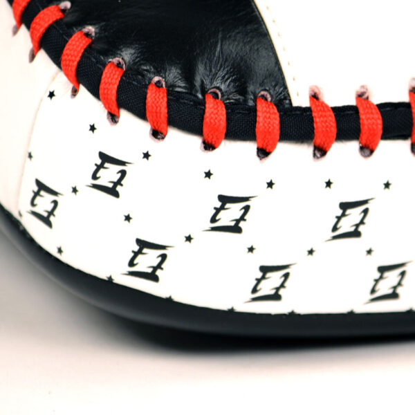 FAIRTEX - Standard Curved Thai Pads - Black/White (KPLC2) - Image 4