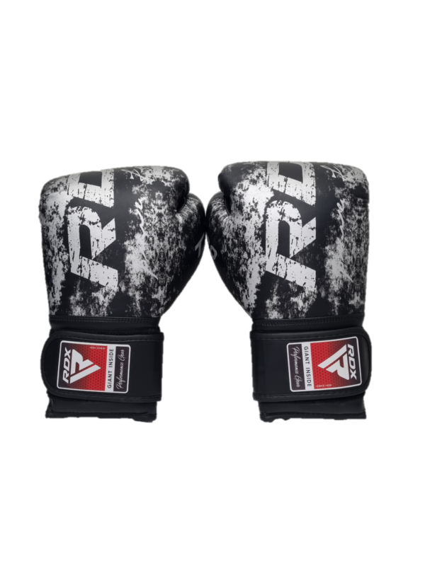RDX - T20 Boxing Gloves - Image 2